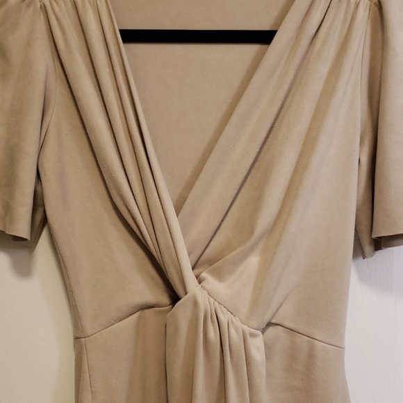 Faux suede dress with front knot - Picture 5 of 5